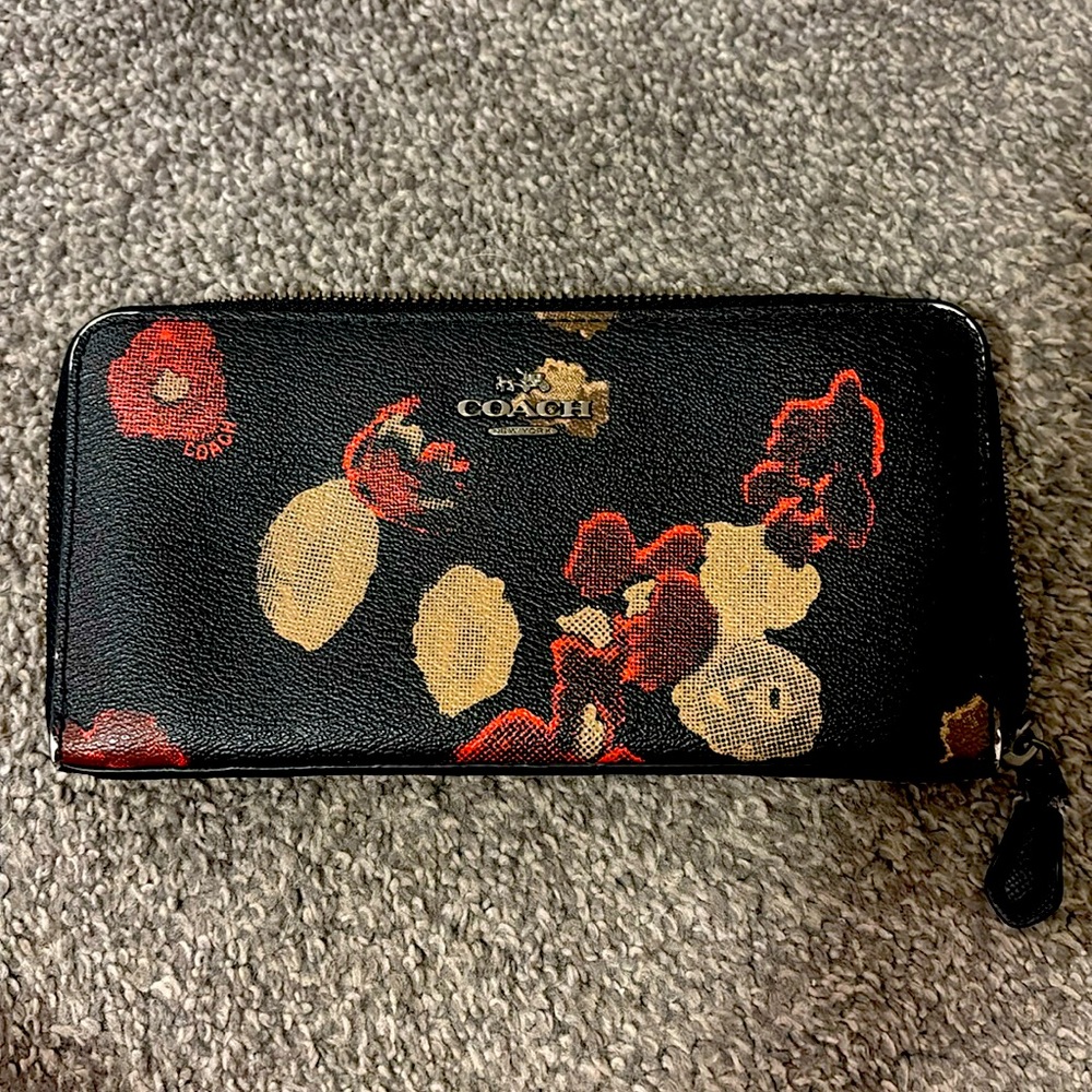 Coach Accordion Zip Floral Print Wallet